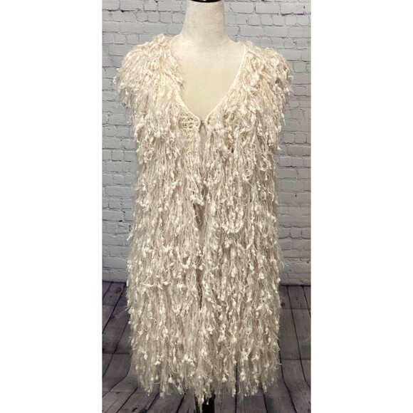 Aakaa Sweater Vest Women's Size S Color Cream Fringe Duster Sweater Vest - Picture 4 of 12